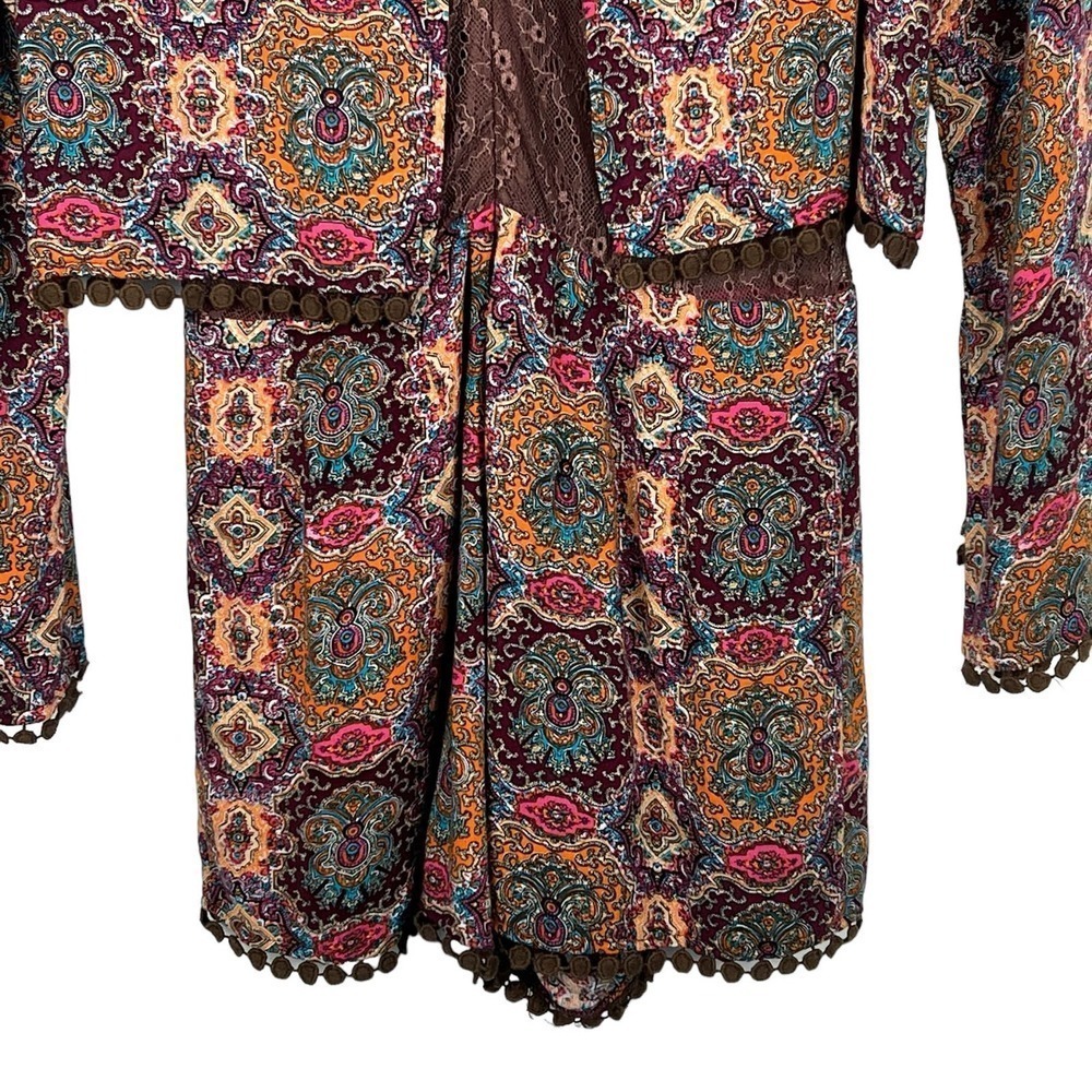 LOVPOSH LONG SLEEVE GEO FLORAL CROCHET TRIM LACE FLOUNCE ROMPER MULTI SMALL EUC - Picture 7 of 10